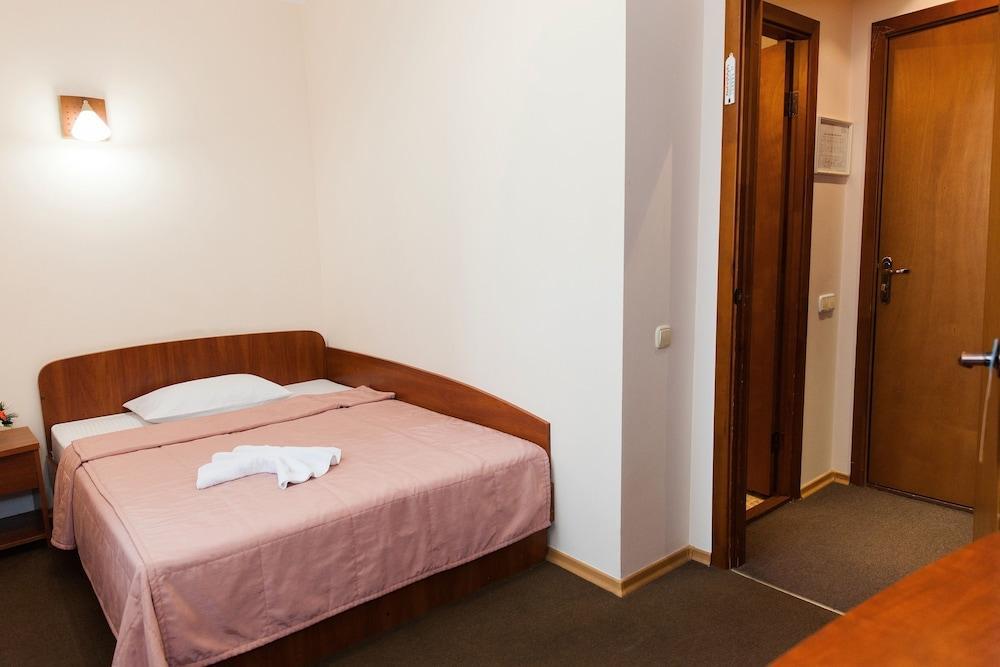 U Fontana Hotel Minsk Eksteriør bilde