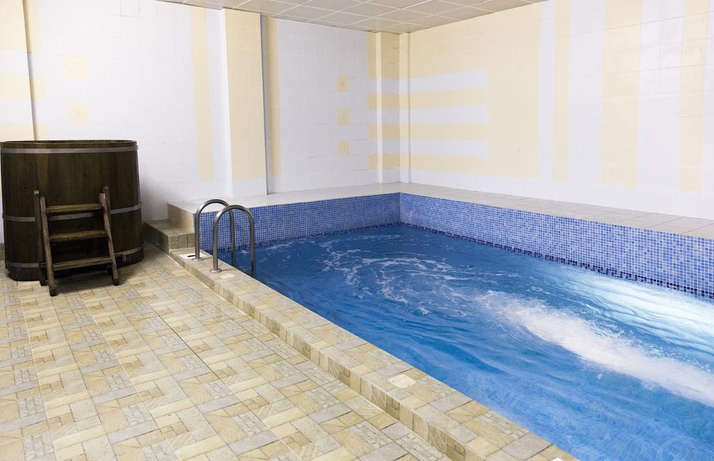 U Fontana Hotel Minsk Eksteriør bilde