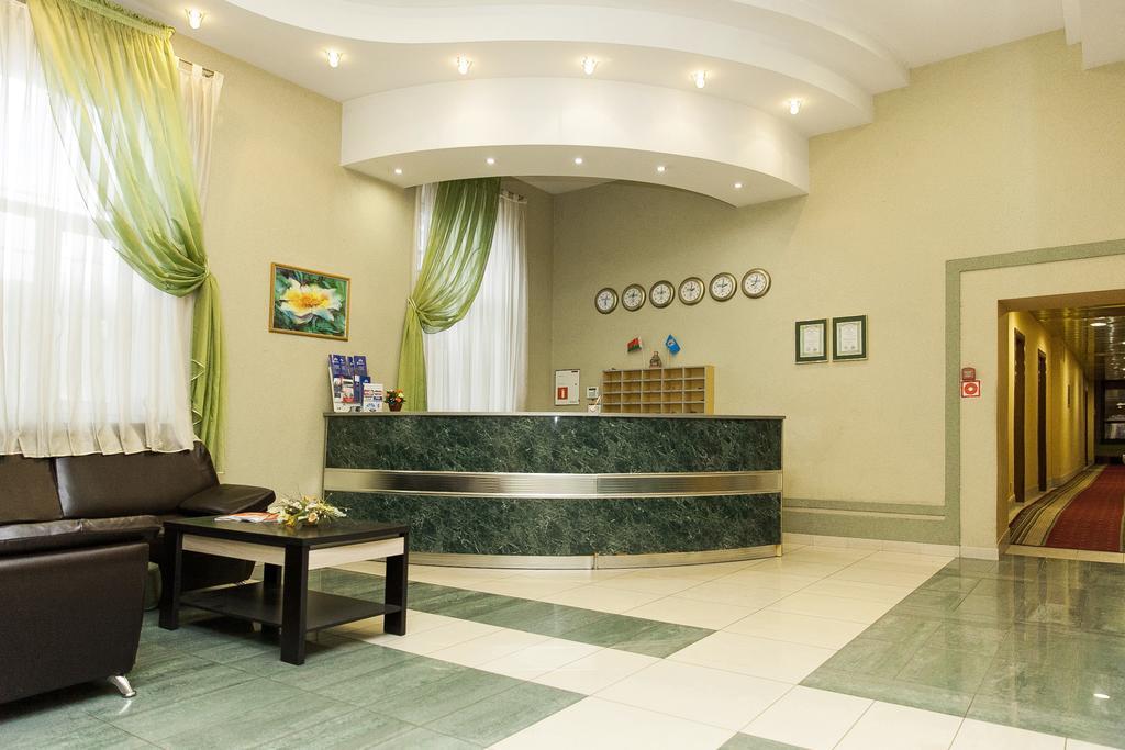 U Fontana Hotel Minsk Eksteriør bilde