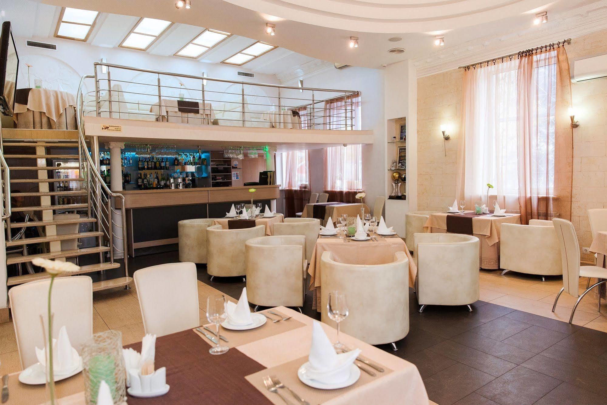 U Fontana Hotel Minsk Eksteriør bilde