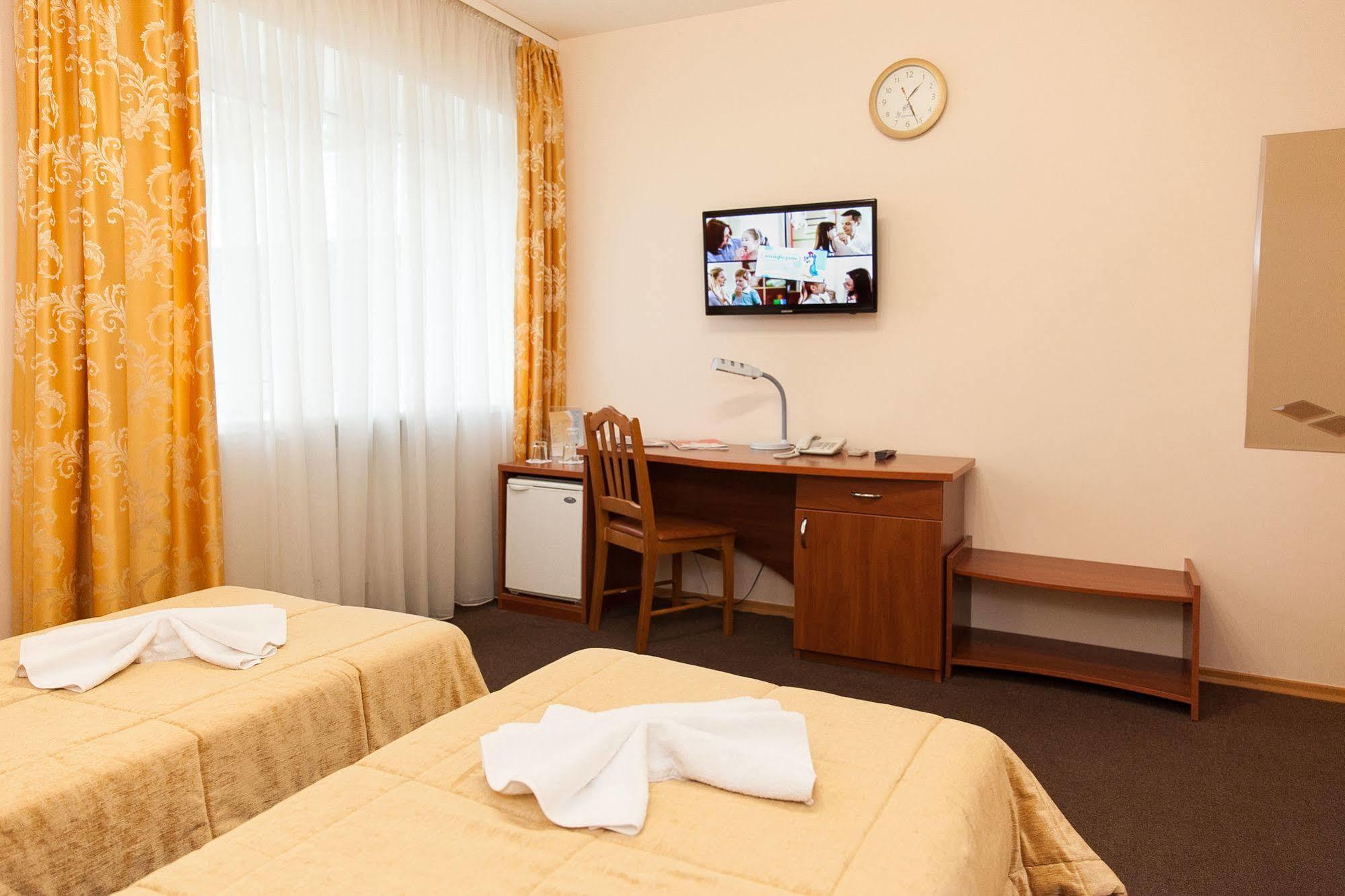 U Fontana Hotel Minsk Eksteriør bilde
